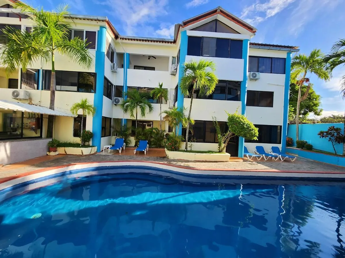 Full Size 2 Bedrooom 2 Bath Condo Split location